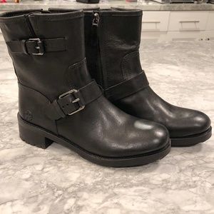 NWT Tory Burch Chrystie Lug Sole Moto Boot